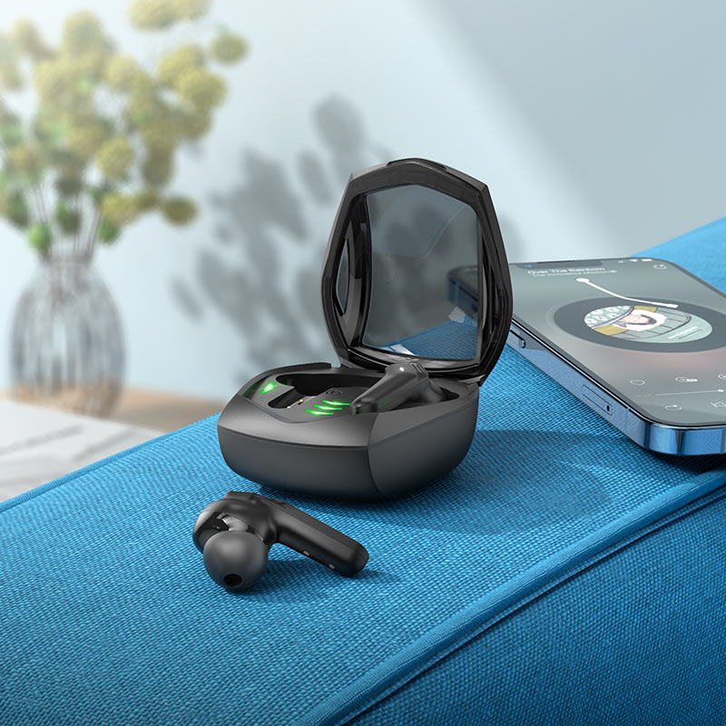 Hoco EW28 Magic true wireless BT gaming headset - black - Image 3