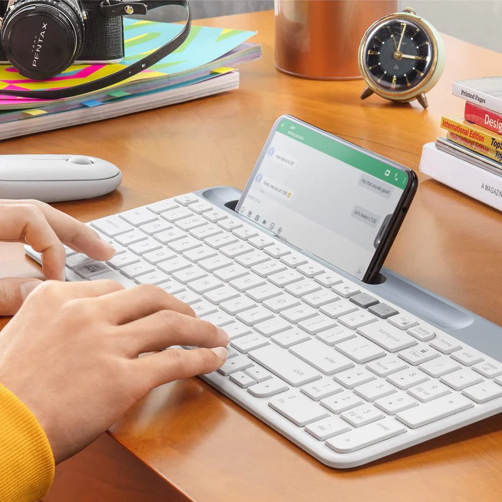 Logitech K580 Slim Multi Device Wireless Keyboard - White - Image 8