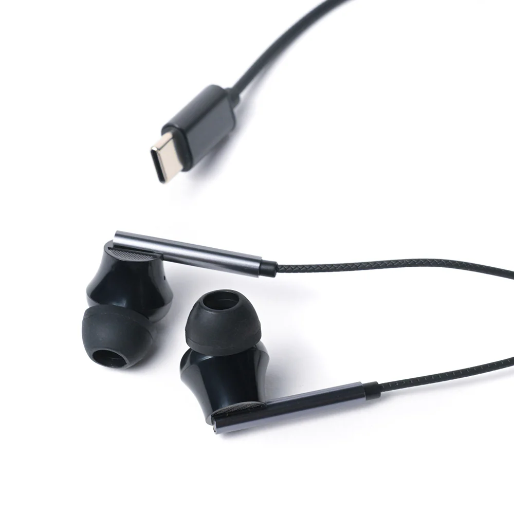 SIA Soundlink Type-C Wired Earbuds (SI-SL31BUD-BLK) - Image 2