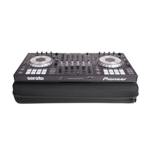 UDG Creator Controller Hardcase 2XL Black MK2 - U8304BL - Image 2